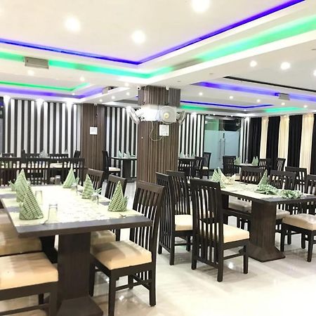 Hotel Sarweshwary Varanasi Eksteriør bilde