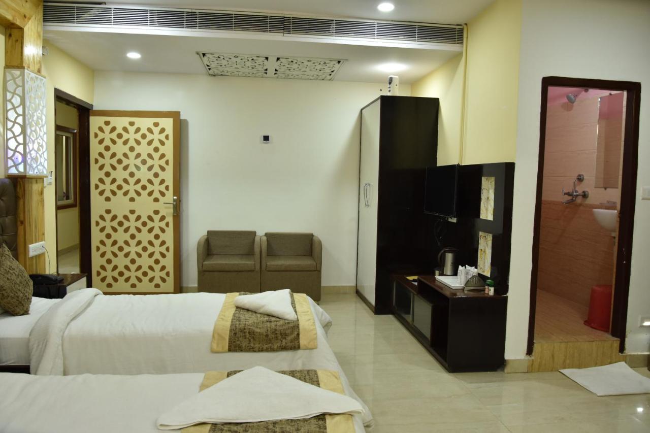 Hotel Sarweshwary Varanasi Eksteriør bilde