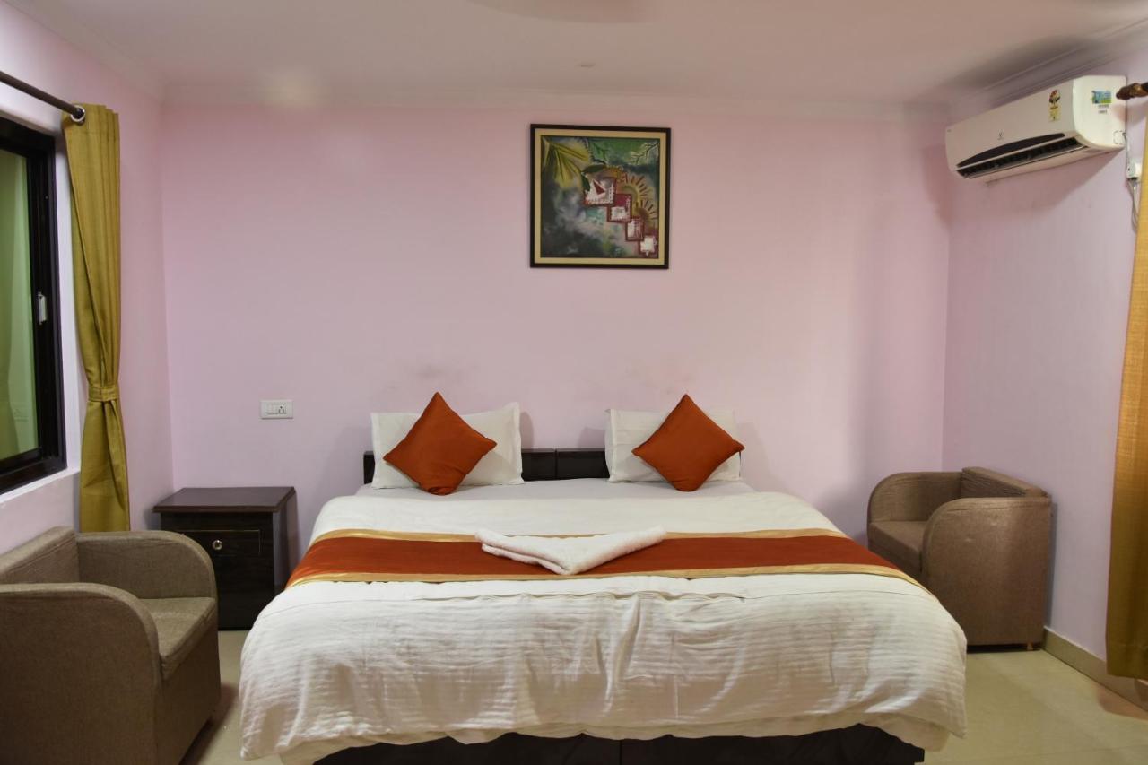Hotel Sarweshwary Varanasi Eksteriør bilde