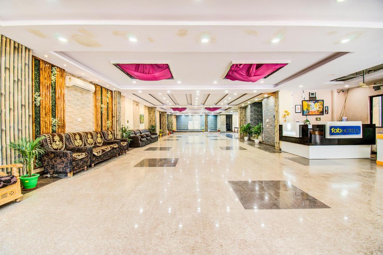 Hotel Sarweshwary Varanasi Eksteriør bilde