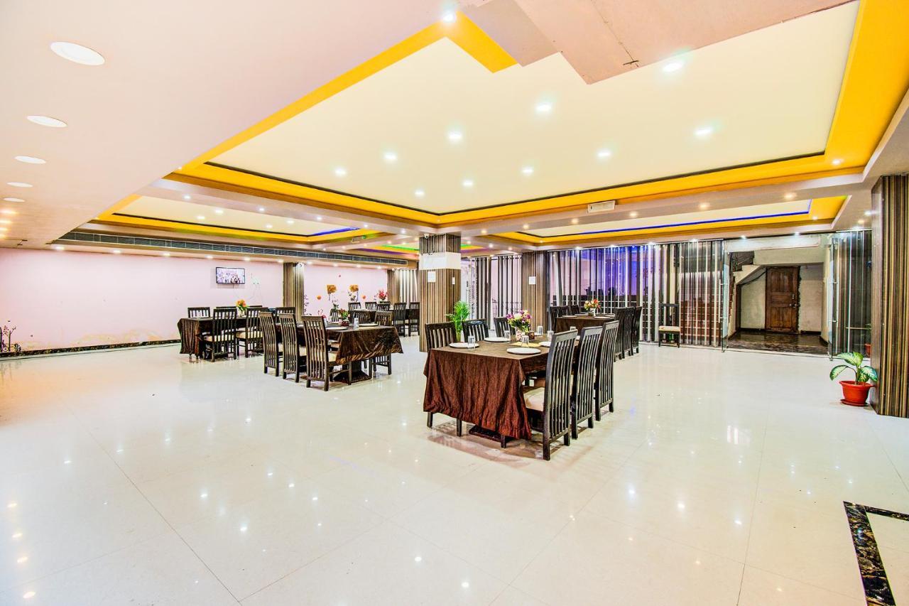 Hotel Sarweshwary Varanasi Eksteriør bilde