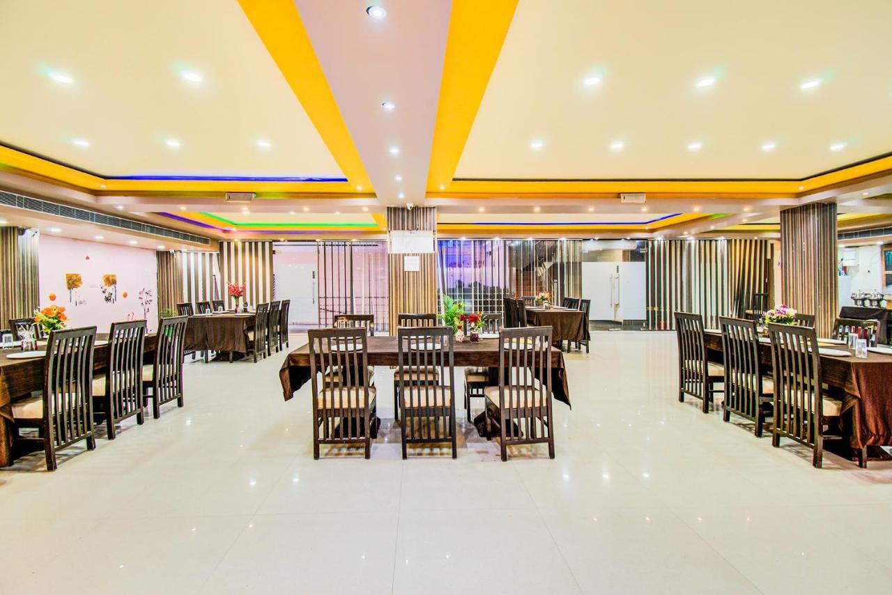 Hotel Sarweshwary Varanasi Eksteriør bilde